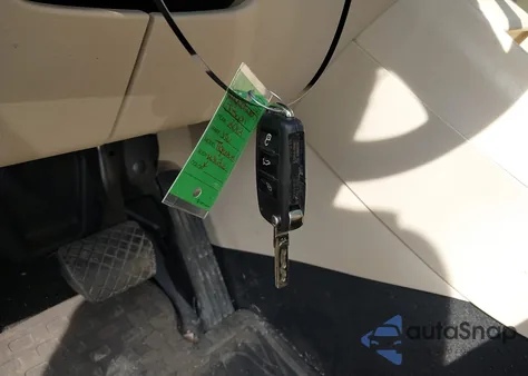 2012 Volkswagen Tiguan Se z USA, uszkodzony, nr VIN WVGBV7AX0CW596822